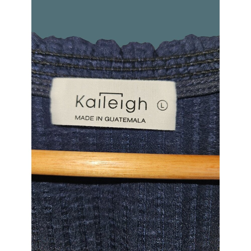 Kaileigh Texured Split V Neck Pullover Button Det… - image 6